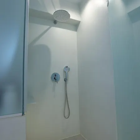 Liotrivi Luxury Residences *